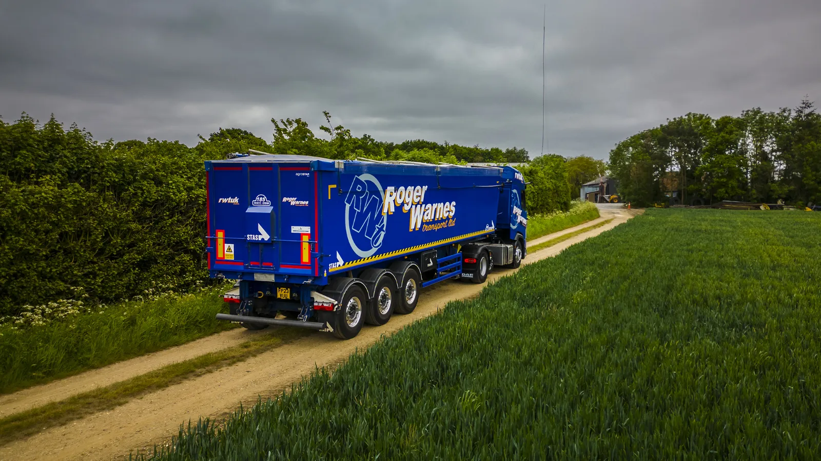 Roger Warnes Transport
